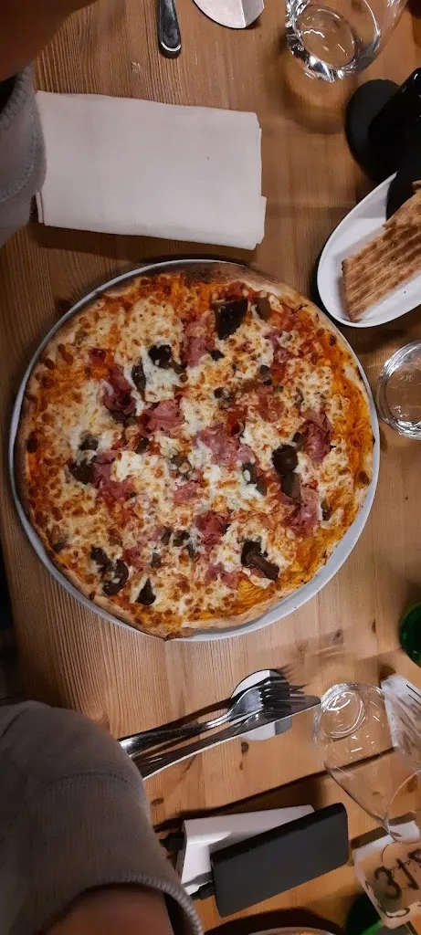 AdamSki_Mocambo_Goito_recensione