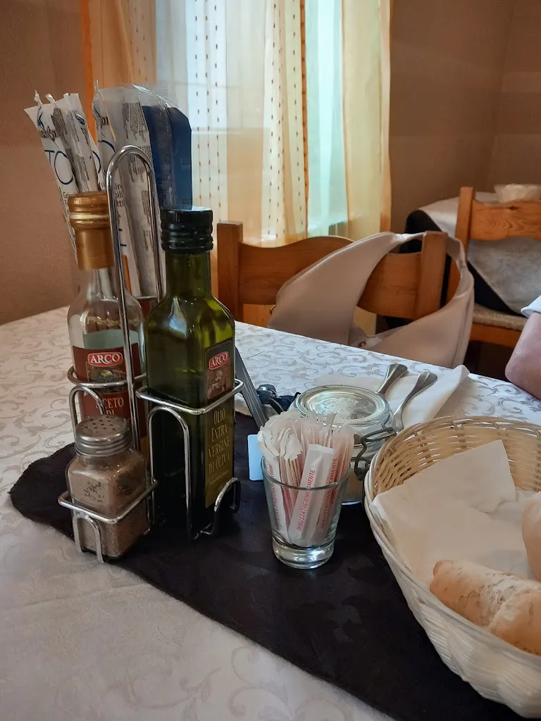 Bar Trattoria La Passeggiata_Goito_slider_image_3