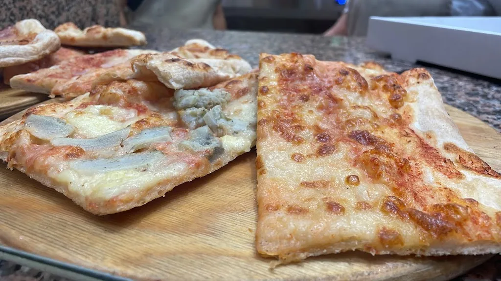 Pizzeria Da Ester restaurant in Goito