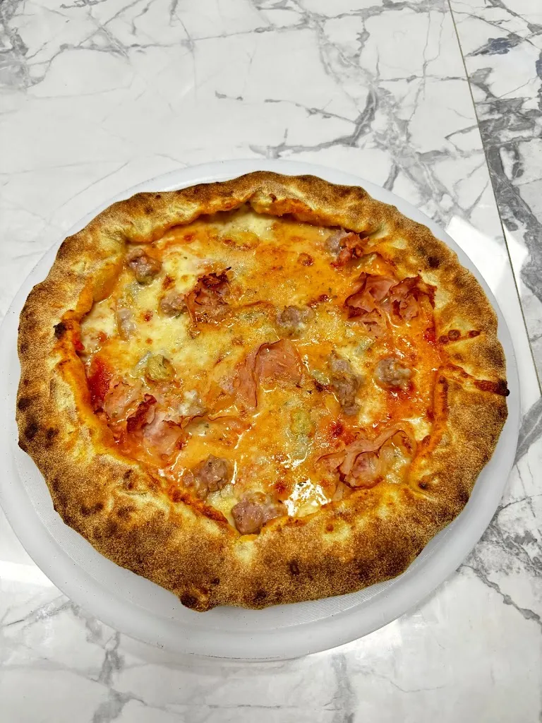 Pizzeria d’asporto Vado al Massimo_Gorla Maggiore_slider_image_3