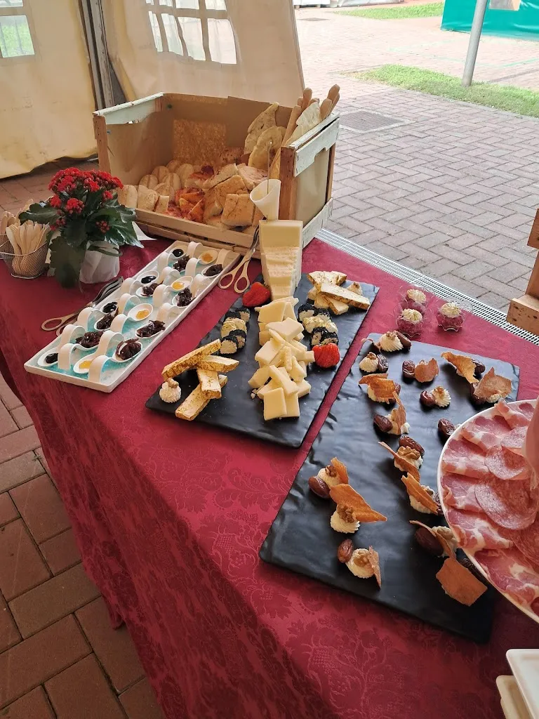 Area Seven Bistrot ed eventi_Gorla Maggiore_slider_image_3