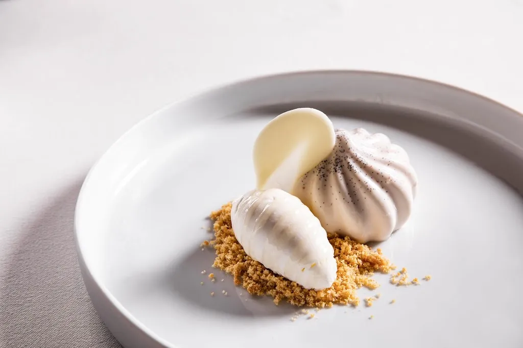 Acqua Restaurant_Gorla Maggiore_slider_image_3