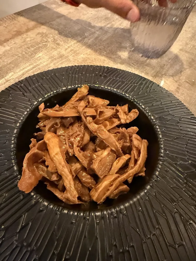 Sukhvinder Sihra_Yuan Duomo_Gonzaga_review