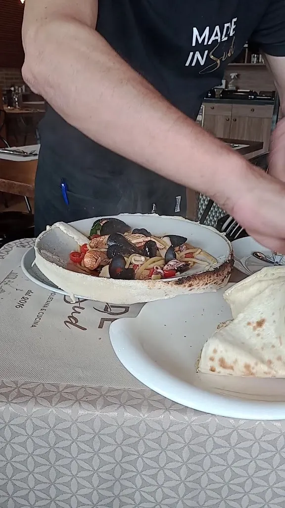 Pizzeria Made In Sud_Gorla Minore_slider_image_2