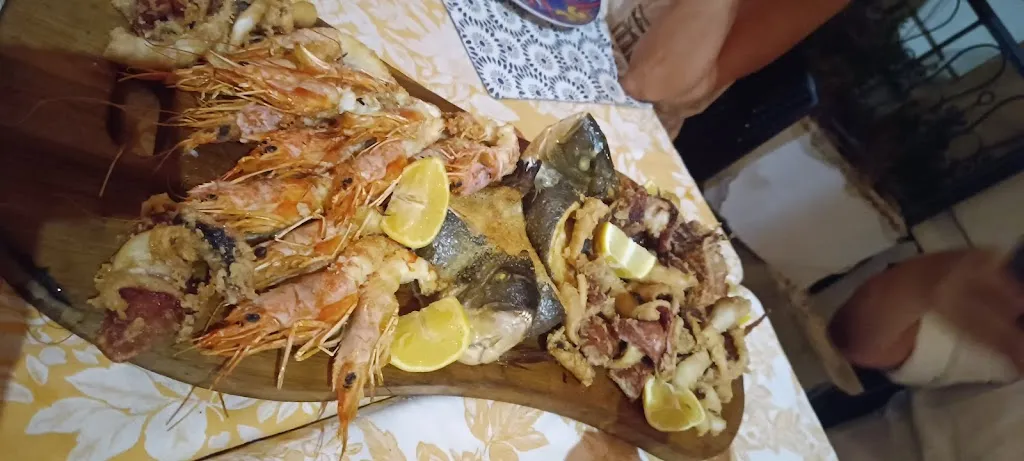 Roberta Monaco_Li Frizzuli_Aradeo_recensione