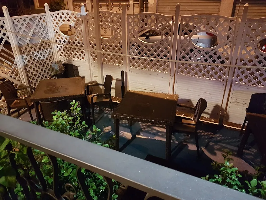 Li Frizzuli_Aradeo_slider_image_1