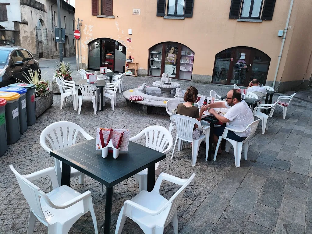 O La Va O La Va Di Cardinale Nunzio restaurant in Gornate Olona