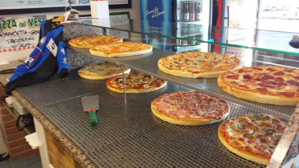 Menu_Pizza in Piazza_Gorlago_image_8