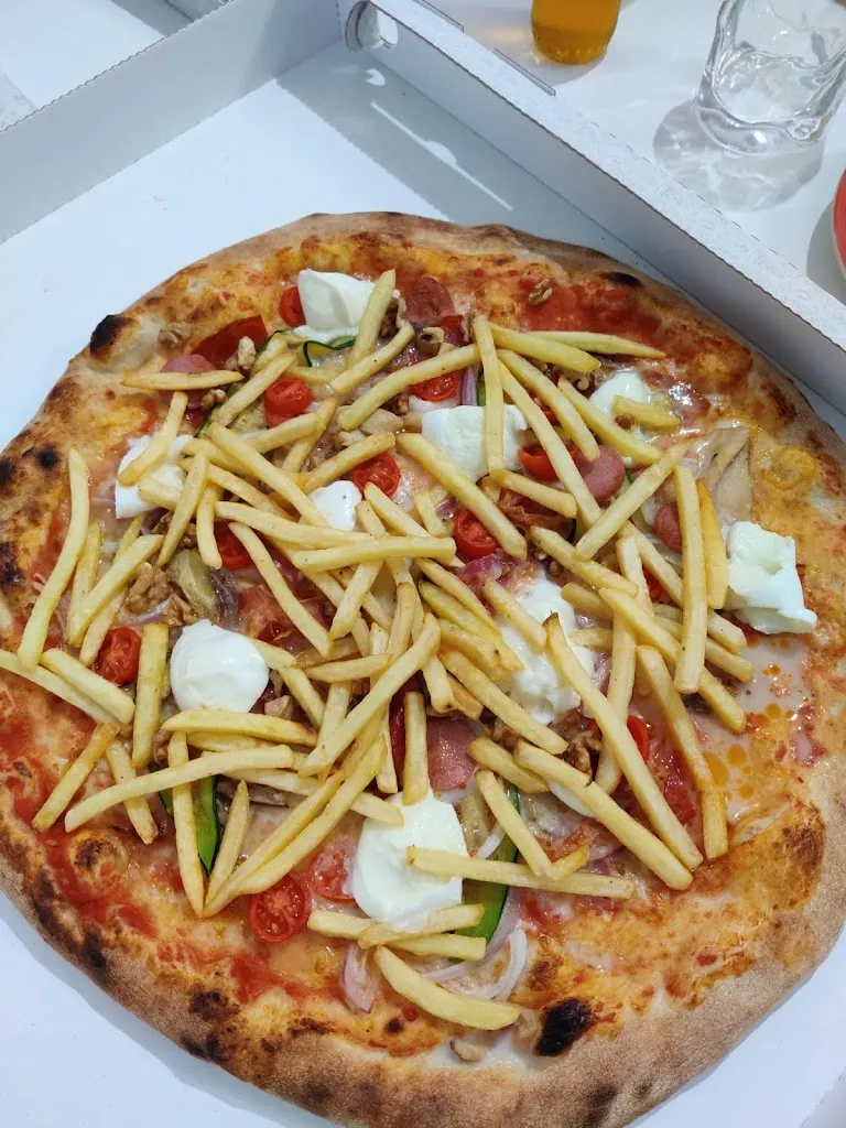 Eugenio Vitali_Pizza in Piazza_Gorlago_review