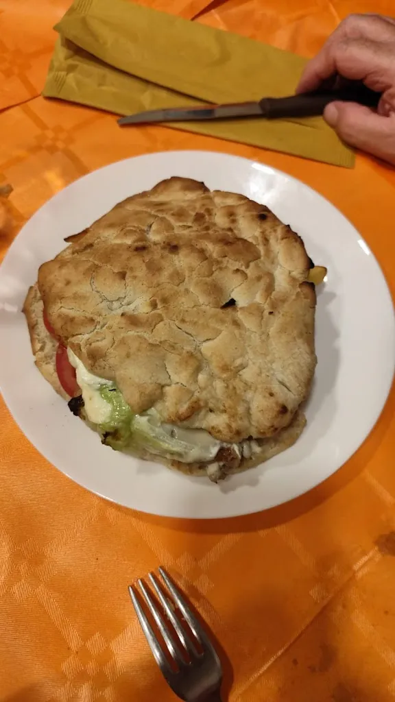 Alberto Toscani_Cotto & Mangiato da zii Fausto_Aradeo_review