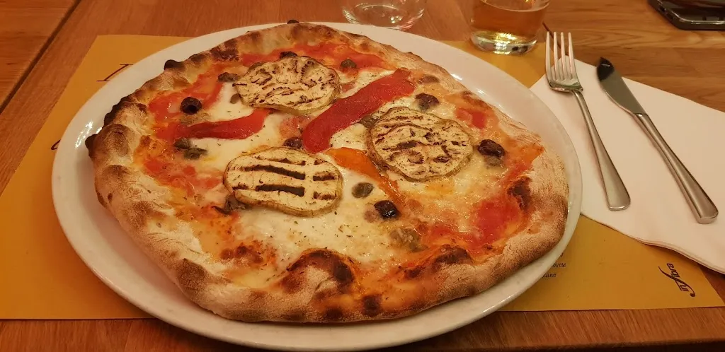 Stefano Scrigna_TOSI pizzeria_Graffignana_review