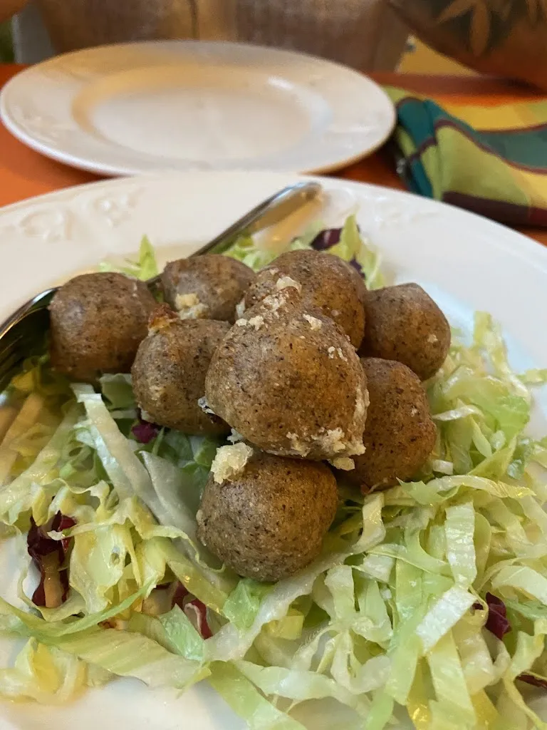 Michelle Joncas-Bever_Trattoria La Vecchia Magnolia_Grandola ed Uniti_review