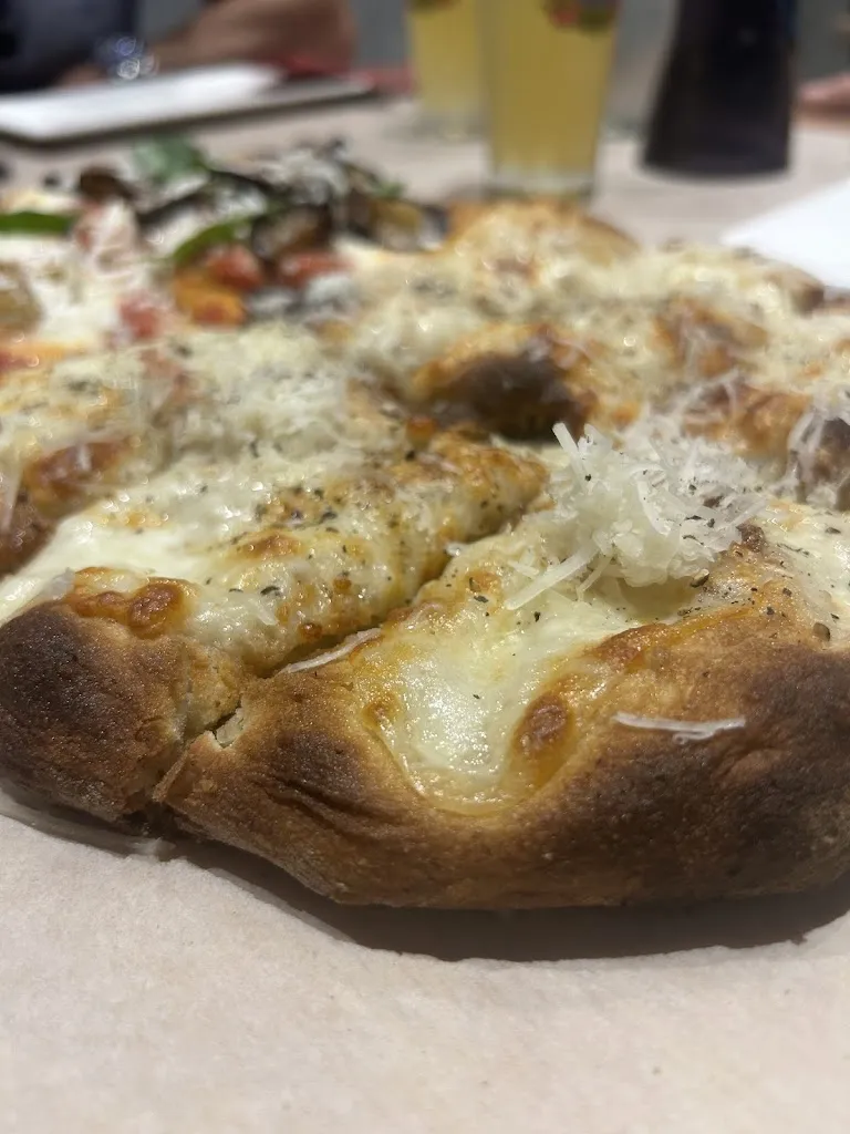 Federica Decca_Pizzeria Fool's Garden_Gratacasolo_recensione