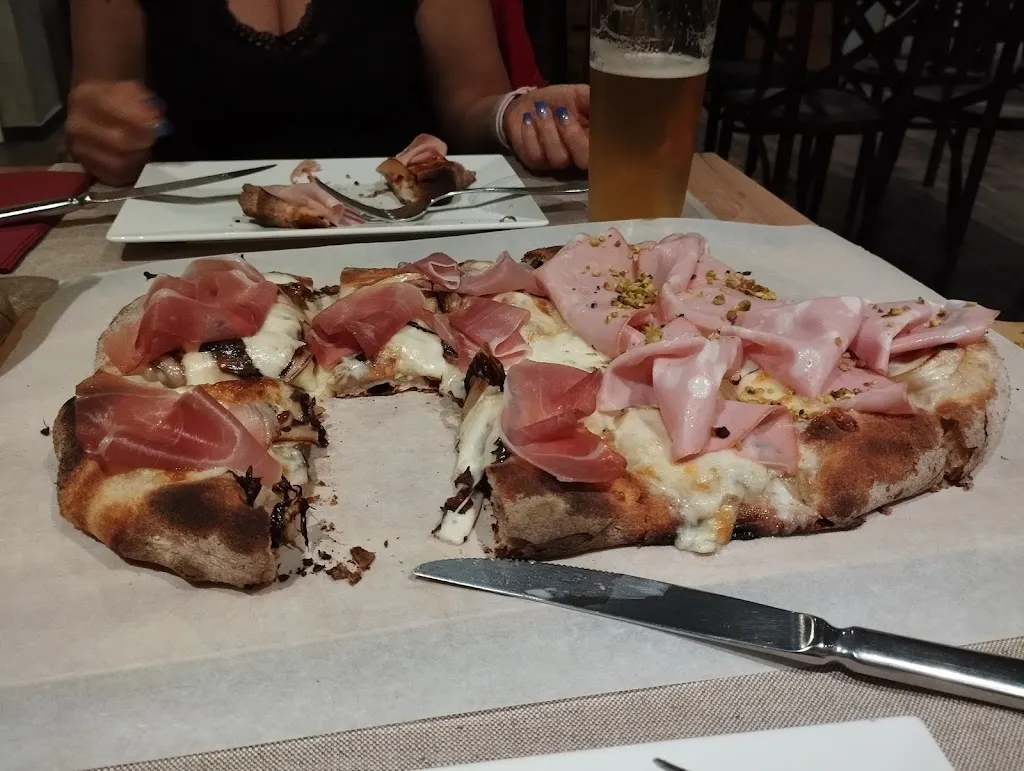 Sandro Bero_Pizzeria Fool's Garden_Gratacasolo_recensione