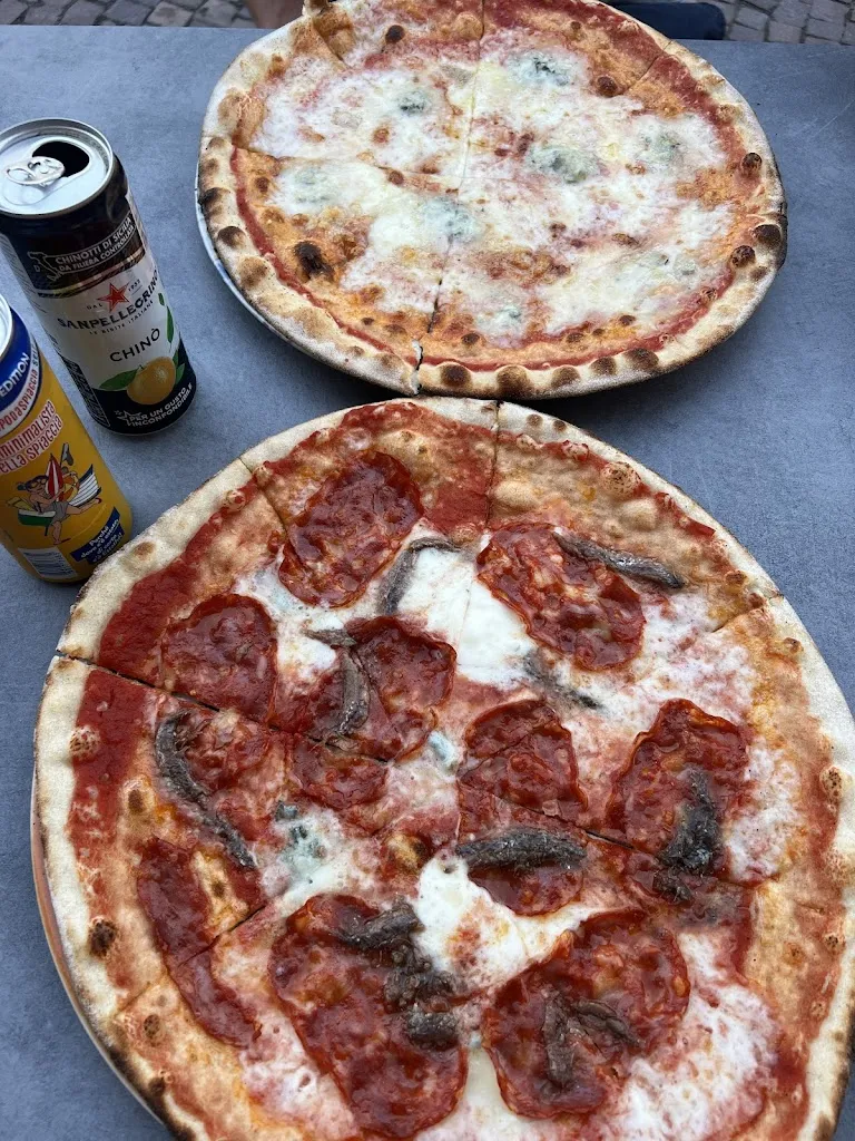 Pampi Rock_PIZZA PAZZA da Silvia a Gratacasolo_Gratacasolo_review