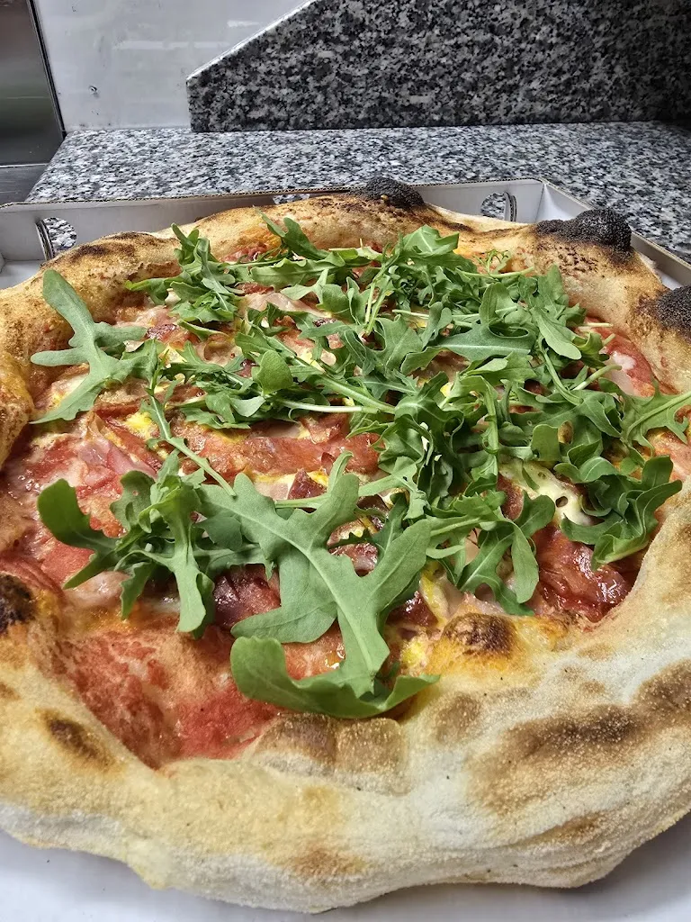 PIZZA PAZZA da Silvia a Gratacasolo_Gratacasolo_slider_image_3