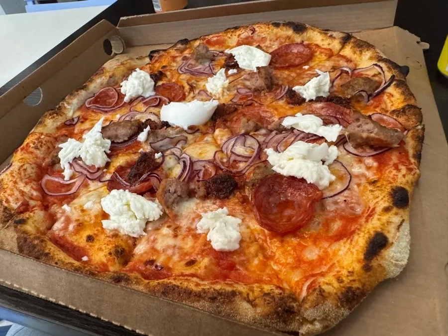 Pizzeria da Samu Grezzago_Grezzago_slider_image_2