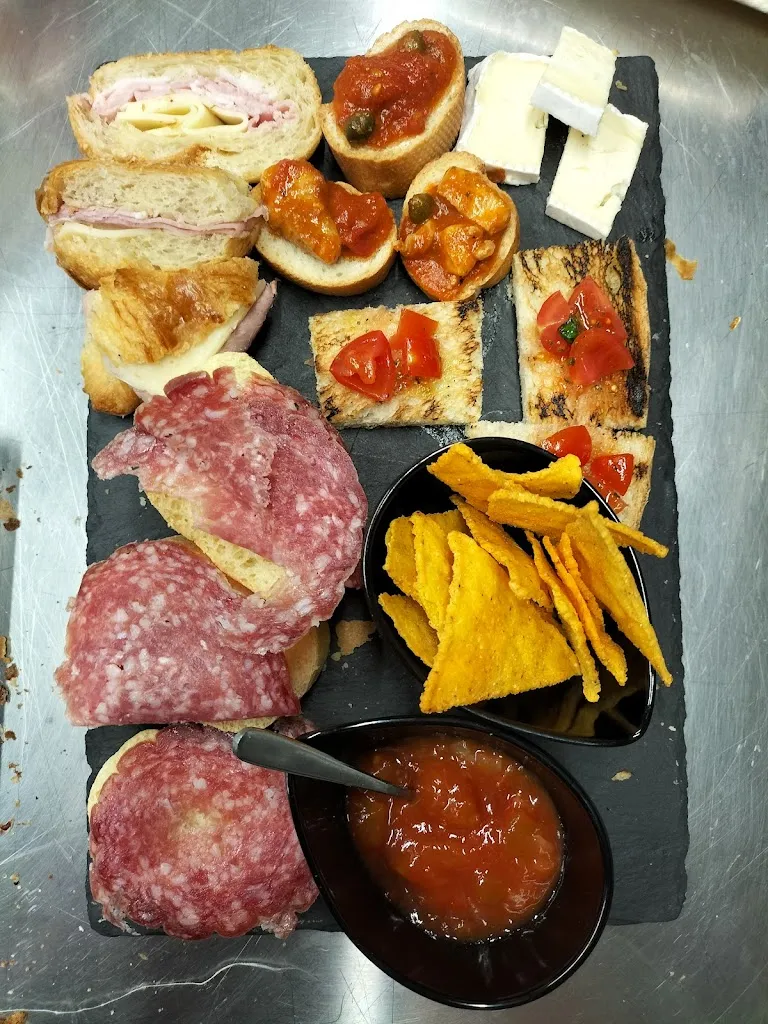 Rosalba saporito_Civico 2_Grassobbio_review