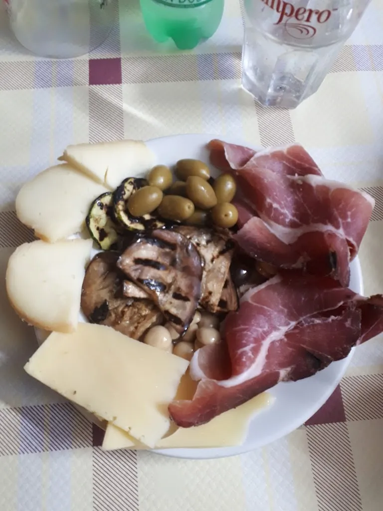 Menu_Pizzeria Minerba_Aradeo_image_4