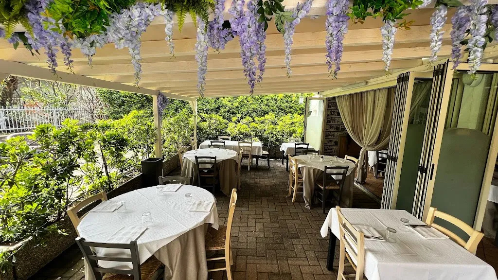 Lo Scalo dei Sapori Ristorante Pizzeria restaurant in Grassobbio