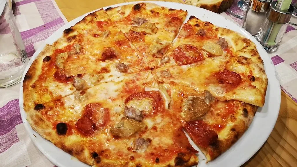 Ristorante Pizzeria al Capriccio_Gropello Cairoli_slider_image_2