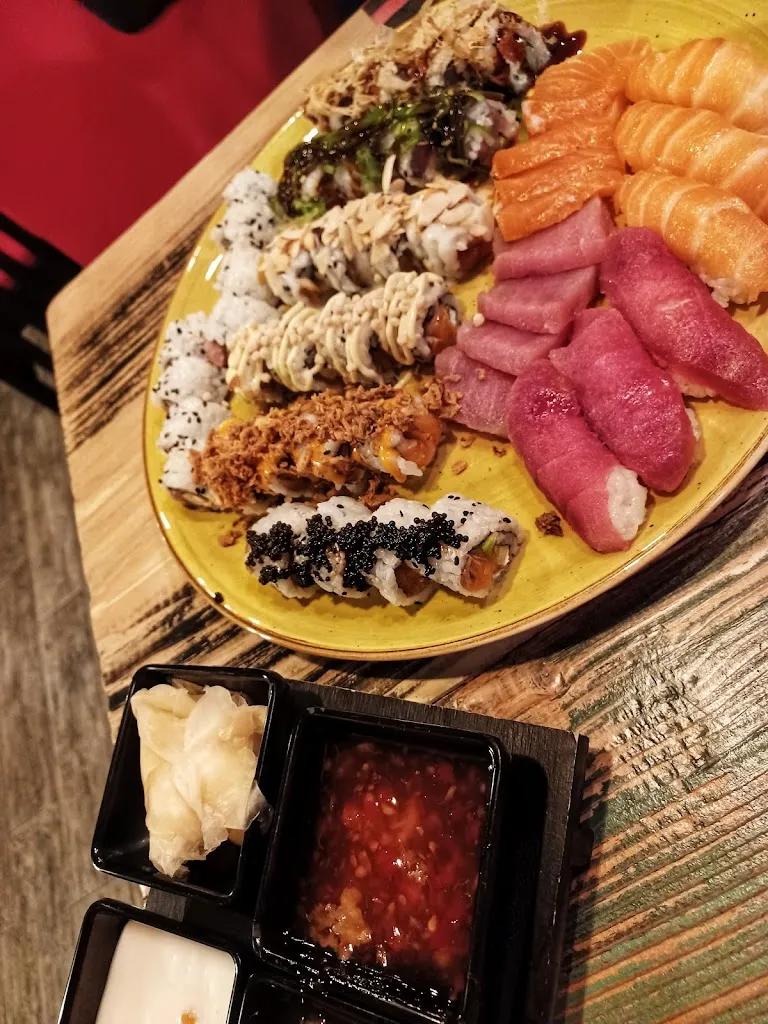 Alessandra Siciliano_Makò Sushi & Wok_Aradeo_review