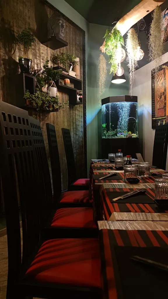 Makò Sushi & Wok restaurant in Aradeo