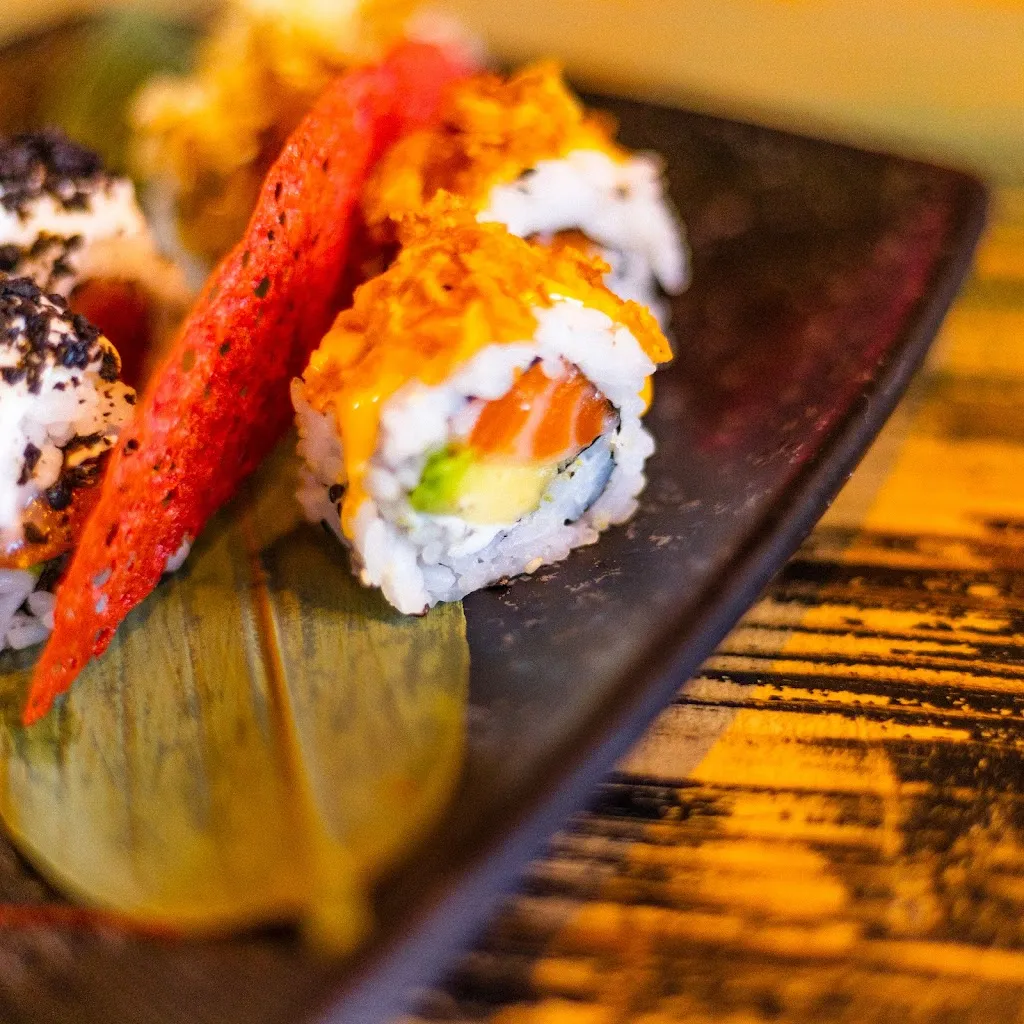 Makò Sushi & Wok_Aradeo_slider_image_2