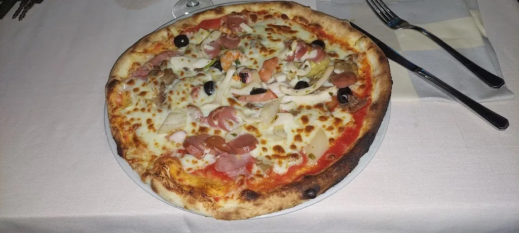 eric beulakker_Albergo Ristorante Pizzeria Al Cantuccio_Gravellona_review