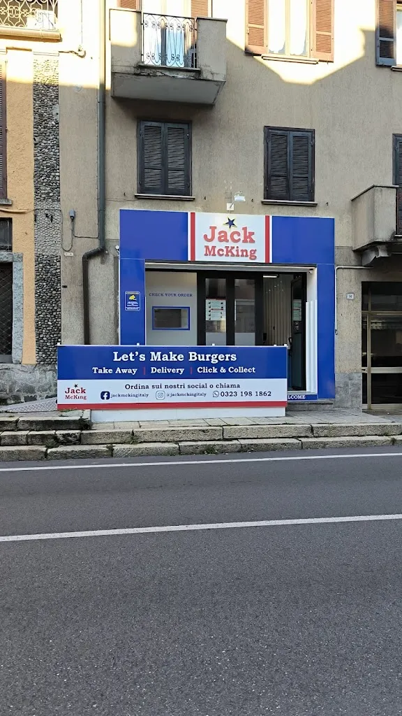 Jack McKing (LAB) restaurant in Gravellona