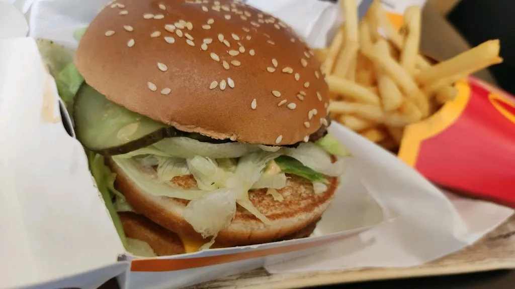 Menu_McDonald's_Gravellona_immagine_8