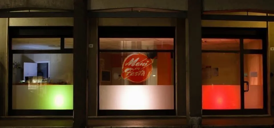 Pizzeria Mani in Pasta_Gravellona_slider_image_1