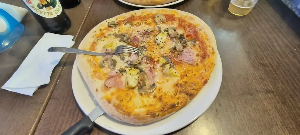 Pizzeria Da Gigi di Luigi Fusco_Guardamiglio_slider_image_3