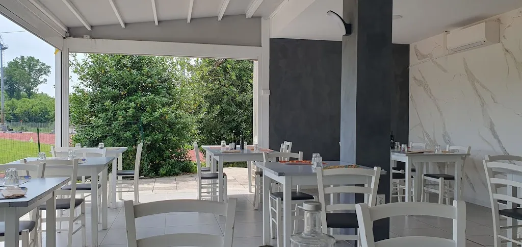 Uta Kr_Pizzeria da Aldo Guanzate_Guanzate_review