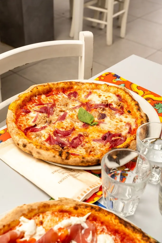 Pizzeria da Aldo Guanzate_Guanzate_slider_image_3