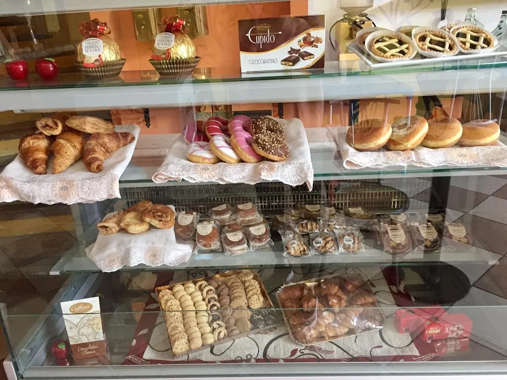 Bar Il Cavaliere - Chicco d'Oro_Guanzate_slider_image_1