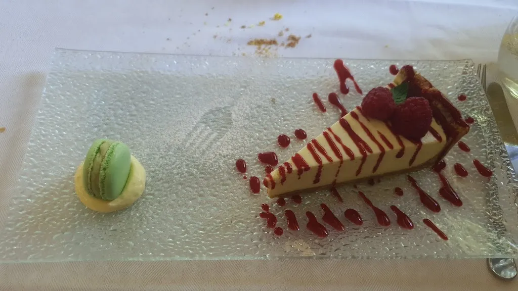 Anna Turenko_Il Candeliere_Guanzate_recensione