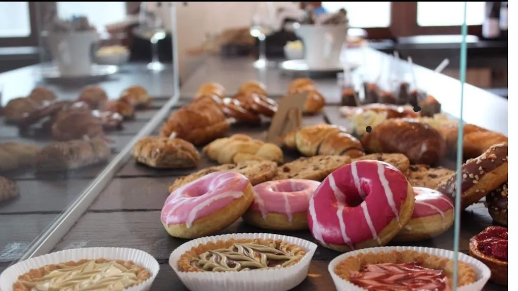 7.5 Caffetteria & Wine Bar_Inarzo_slider_image_2