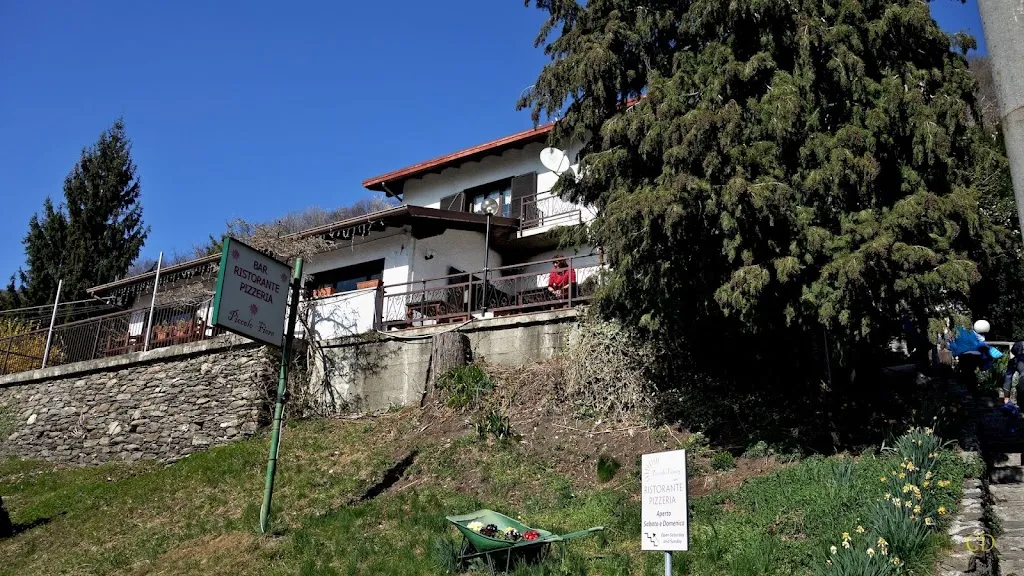 Ristorante Pizzeria Bar Piccolo Fiore_Introzzo_slider_image_3