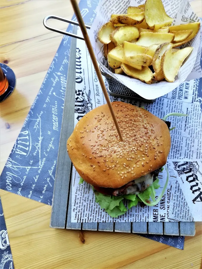 Menu_The Brew House_Introbio_image_6