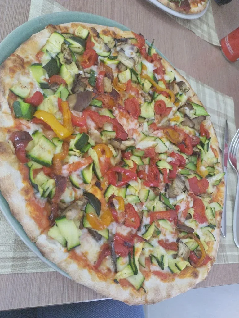 Menü_Pizzeria Emolo di El Fikey M._Introbio_Bild_4