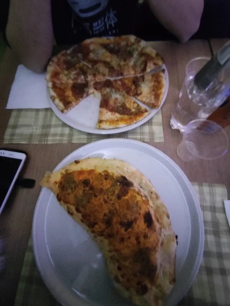 Menü_Pizzeria Emolo di El Fikey M._Introbio_Bild_5