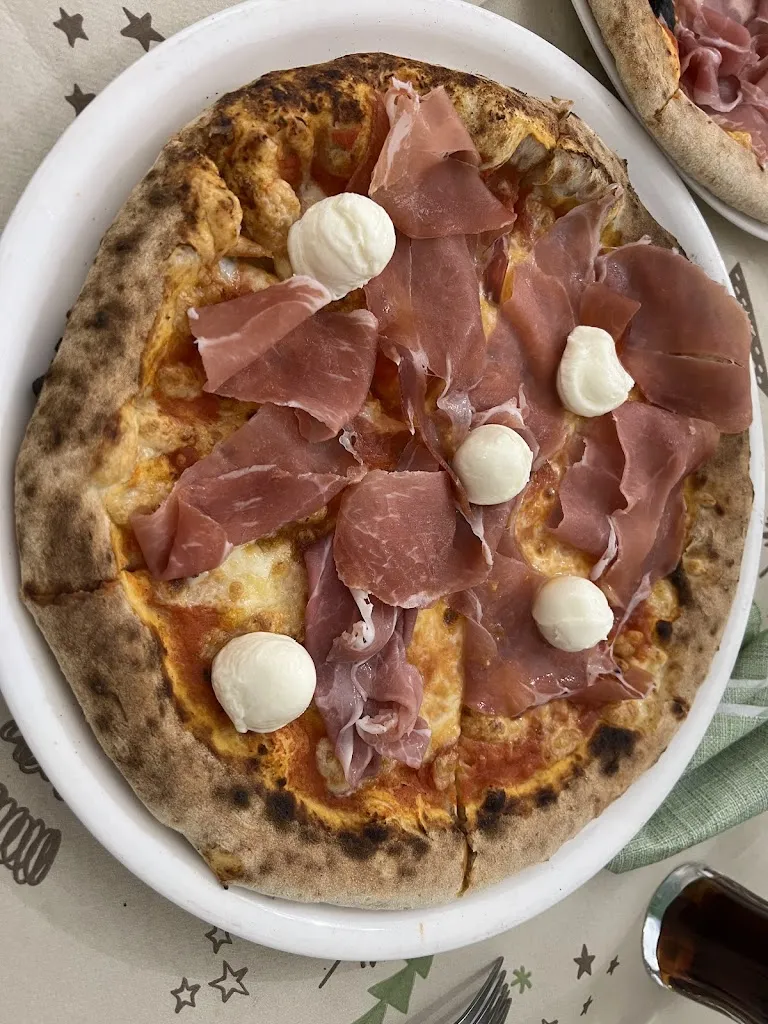 MICHELE LI BERGOLIS_Black & White_Ascoli Satriano_recensione