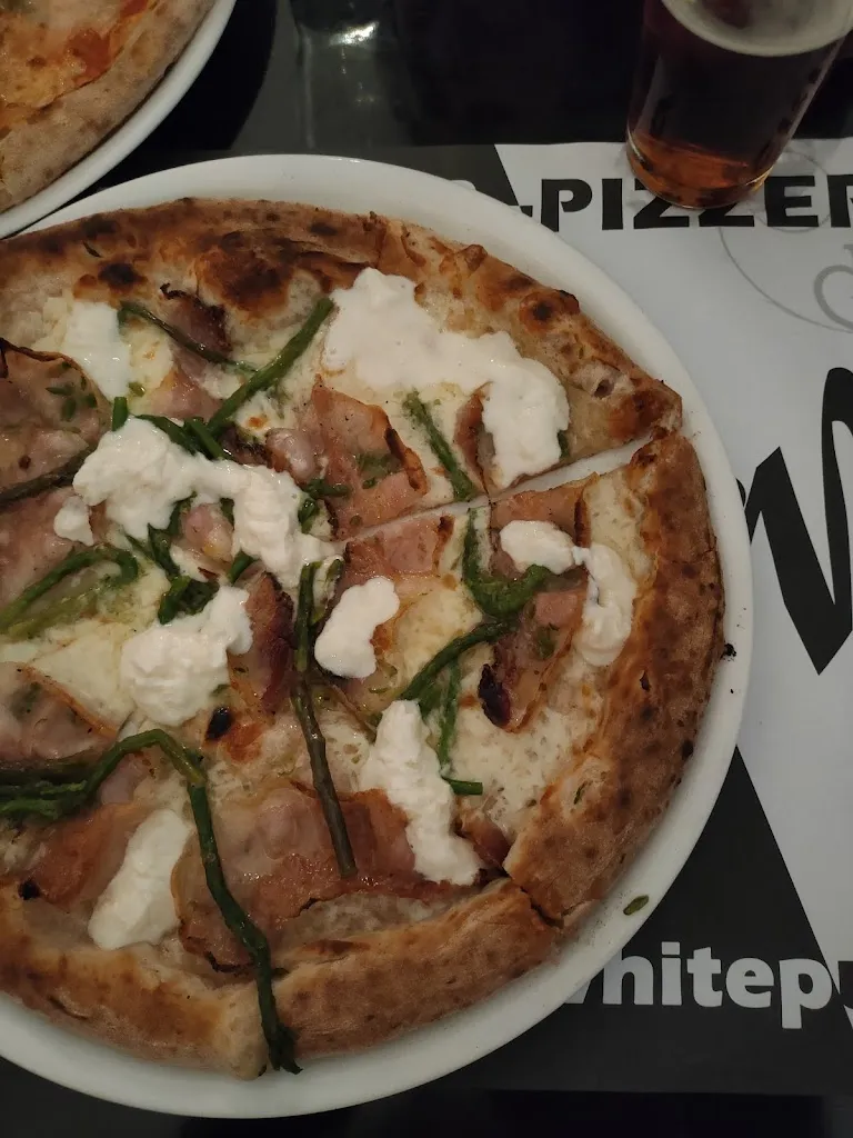 Nicola Cafaro_Black & White_Ascoli Satriano_recensione