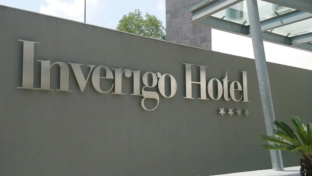 Olessya Fonova_Simposio_Inverigo_review