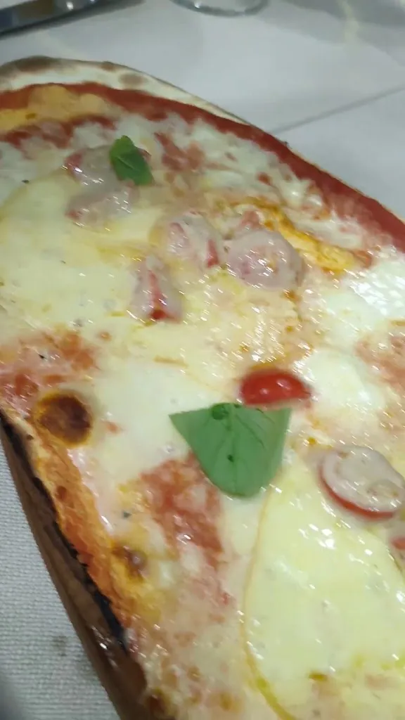 La Gazzella Pizzeria & Steakhouse_Inverigo_slider_image_2