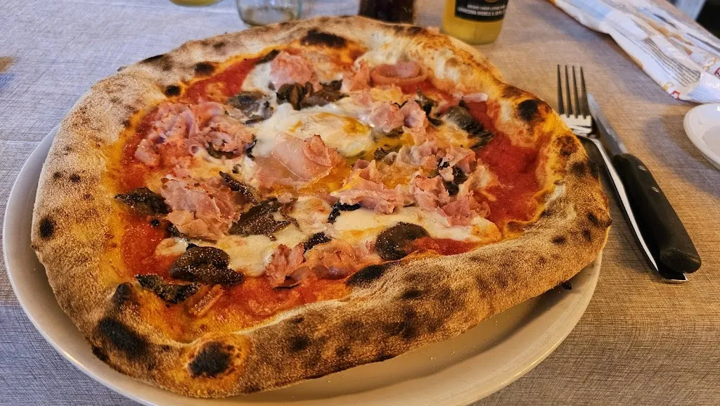 Regi On Tour_Pizzeria Sesto Elemento_Inverno e Monteleone_recensione
