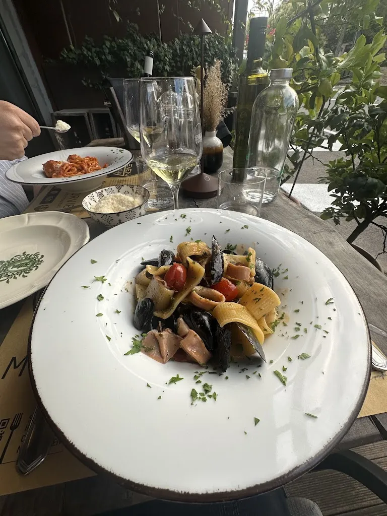 Bennett Palmer_Seven Cafe' Restaurant_Inverno e Monteleone_review