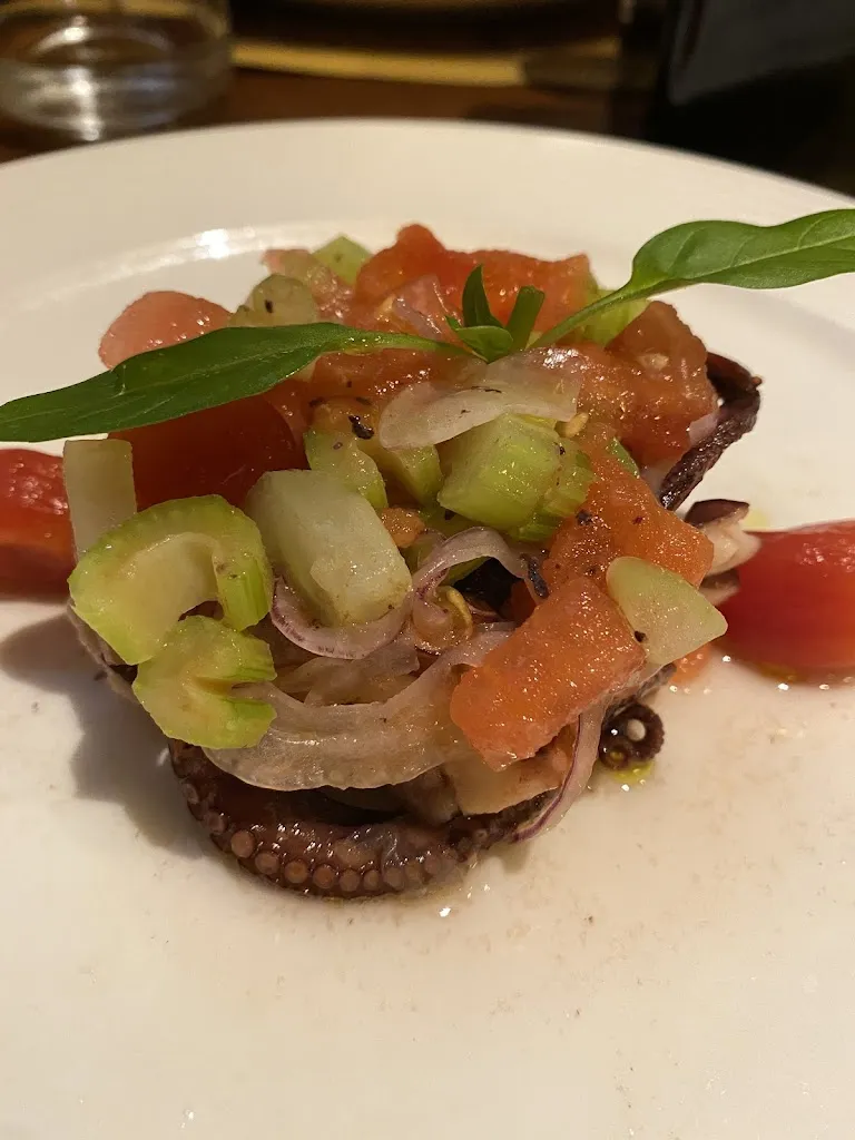 Gulden Bekeyeva_Ristorante Winehouse La Korte dei Sapori Persi_Inverno e Monteleone_review