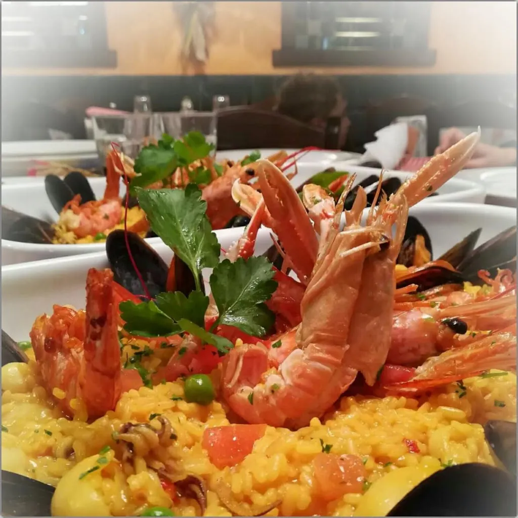 Old Fox Ristorante Pizzeria_Isola di Fondra_slider_image_3